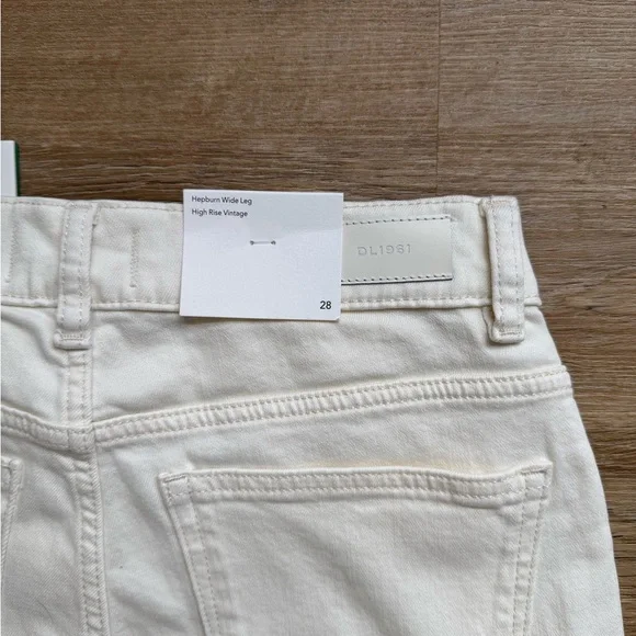 🤍NWT DL1961 Hepburn Wide Leg High Rise Vintage White Jeans